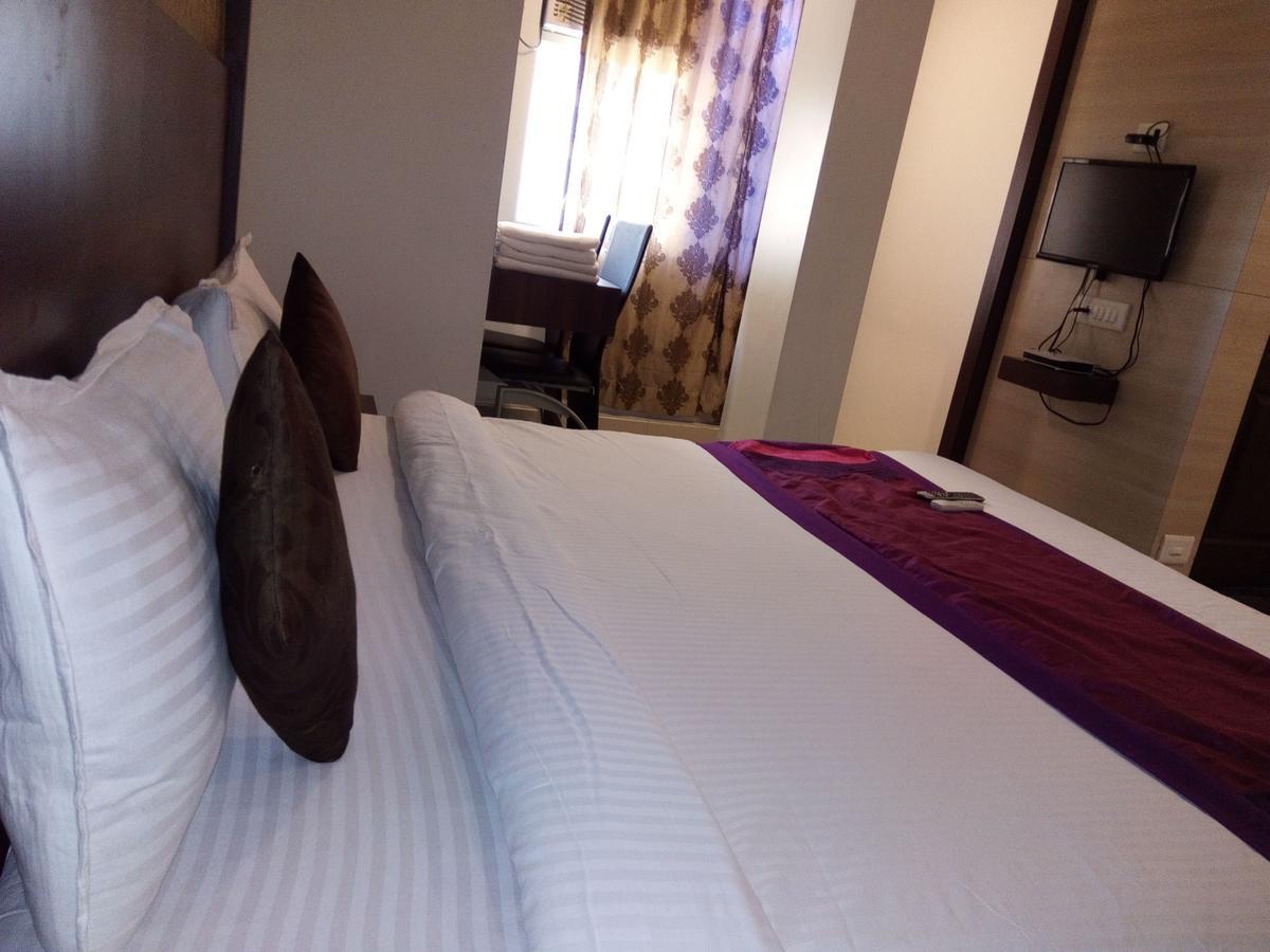 Hotel Veer Residency Panvel Luaran gambar