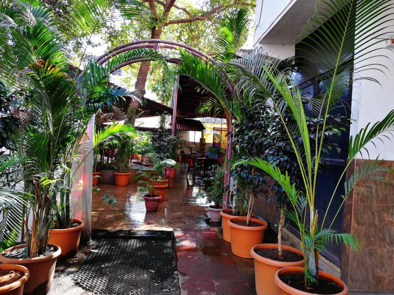 Hotel Veer Residency Panvel Luaran gambar